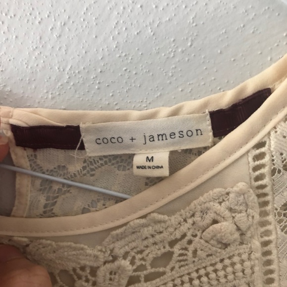 Cream lace blouse size Medium from coco & Jameson - Picture 3 of 3